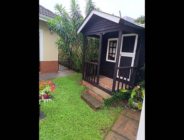 3 BEDROOM TOWNHOUSE FOR SALE IN HILLCREST CENTRAL